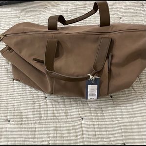 NWT weekender bag